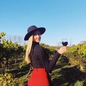 Meet your Posher, Megan